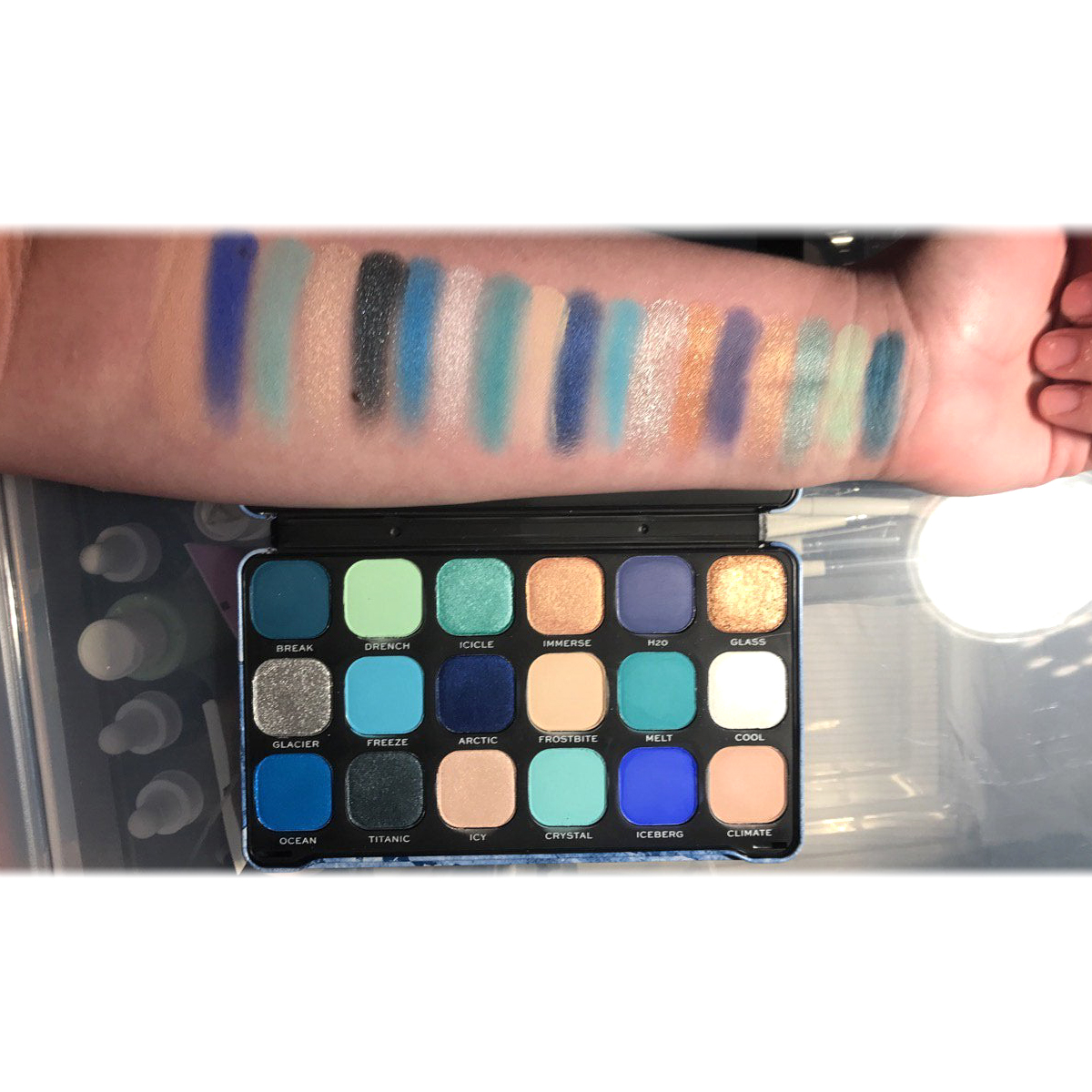  Makeup  Revolution Forever  Flawless Eyeshadow Palette Ice