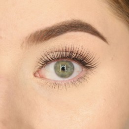 Makeup Revolution Natural Lashes - No.3 Undercover