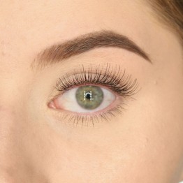 Makeup Revolution Natural Lashes - No.1 Secret