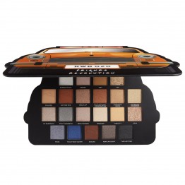 Makeup Revolution X Friends Take A Drive Eyeshadow Palette