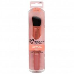 Real Techniques 209 Foundation Brush